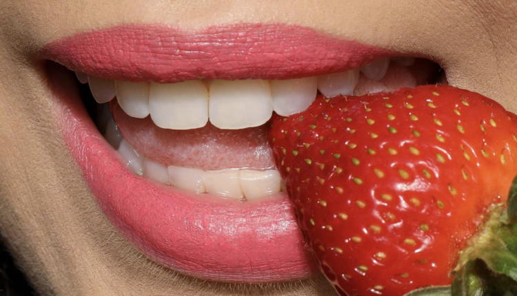 100% Pure All Natural Fruit-Dyed Makeup