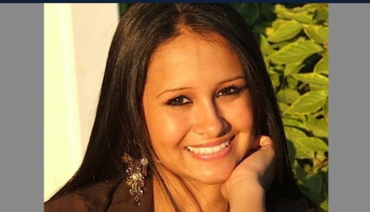 A Woman Went To A Funeral To Berate A Grieving Mother, It Turns Out Her Daughter Might Be The Murderer