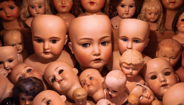 4 Haunted Dolls And Their Terrifying Backstories