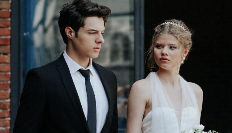 3 Dark “Negotiation” Tactics Narcissists and Psychopaths Use to Manipulate You